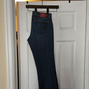 Lucky Brand 12/31 Mid Rise Flare Regular Size Jean